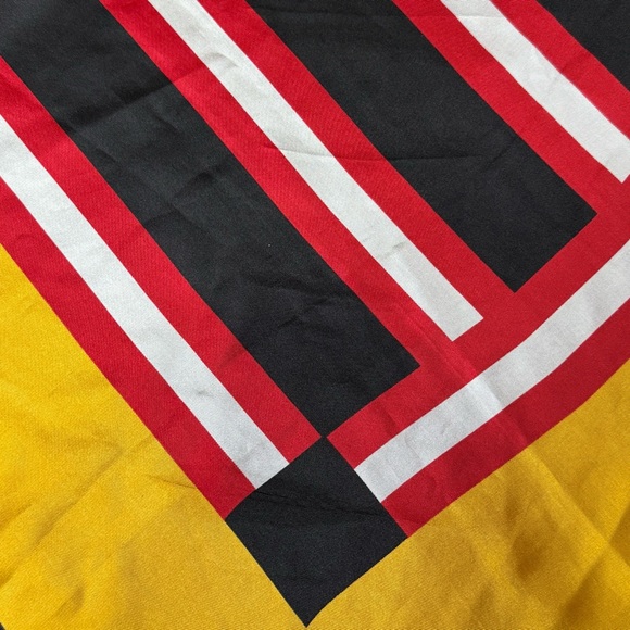 Vintage 1990’s Esprit 100% Silk Scarf Made In Japan Geometric Pattern 35x 35 In - Picture 3 of 5